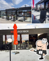 Hot Burger Box outside