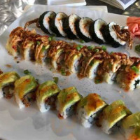 Trapper's Sushi food