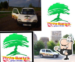 Pizza Bartek outside