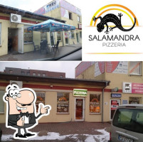 Pizzeria Salamandra outside