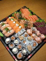 Taiken Sushi inside