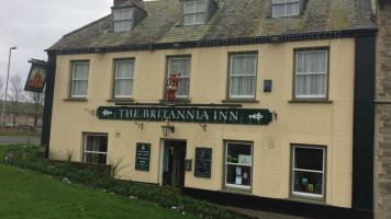The Britannia Inn outside