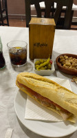 El Roble Gastrobar food