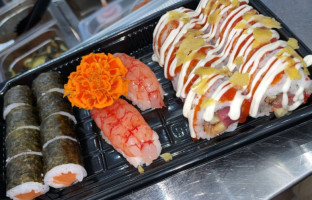 Sushi Ama inside