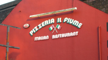 Pizzeria Il Fiume inside
