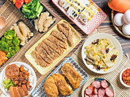 Dé Xìng Lǔ Ròu Fàn food