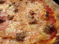 Pizzeria La Garganica food
