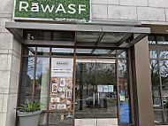 Rawasf outside