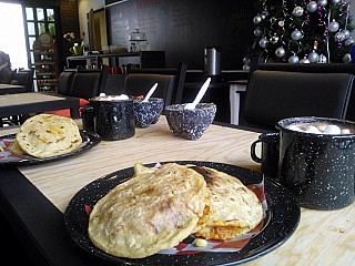 Amikuu Cafe