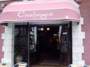 Cienfuegos Lounge Cerrado