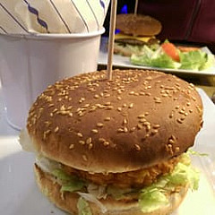 Burger Food Lounge