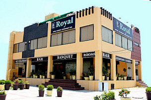 Royal Bar And Restaurant