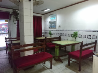 Nidhi Cafe