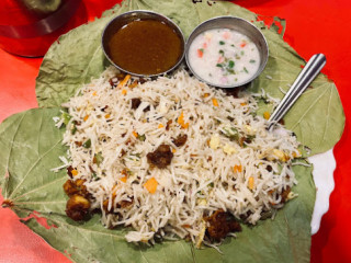 Naveen Praveen Fast Food