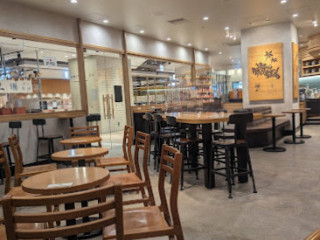 Starbucks Coffee Kitte Hakata Shop