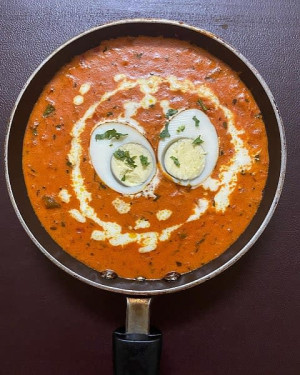 Specjalne Curry Z Jajkiem