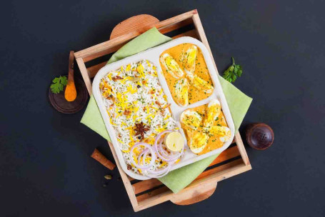 Pudełko Śniadaniowe Z Ryżem Curry Z Jajkiem Mughlai