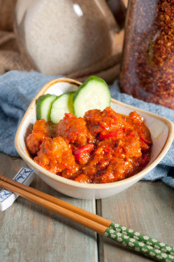 Stir-Fried with Homemade Chilli Sauce zhāo pái là zi zhī