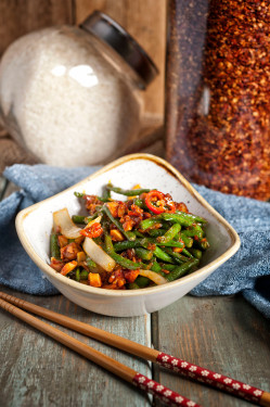 Stir Fried with Minced Chicken Spicy Long Bean qīng chǎo jī ròu suì sì jì dòu （là）